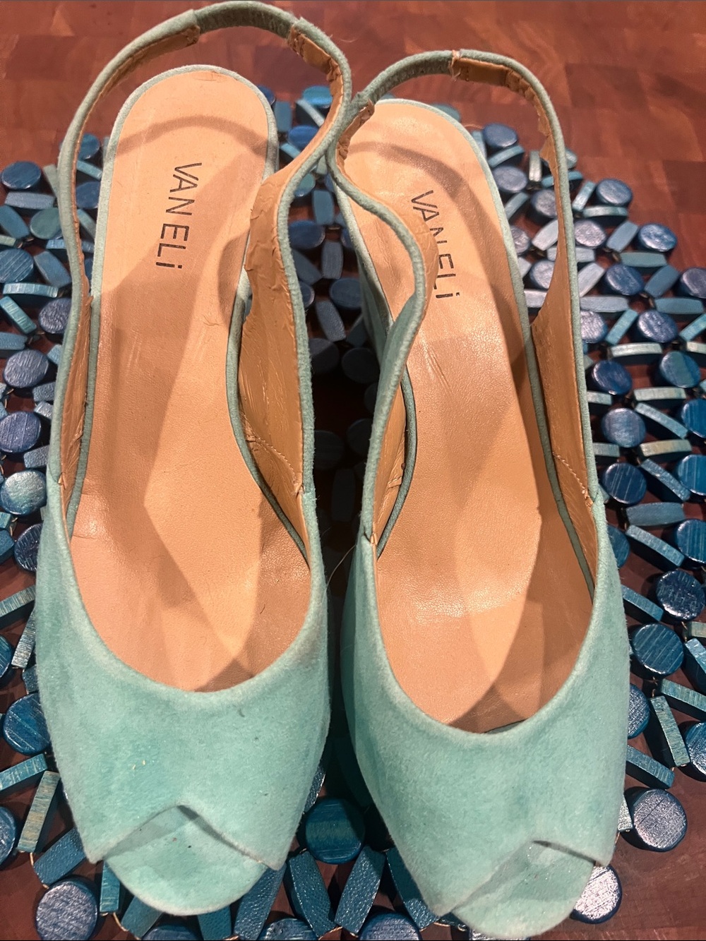 Vaneli Mint Green Suede Peep-Toe Slingback Wedges Sz 8.5 Wide